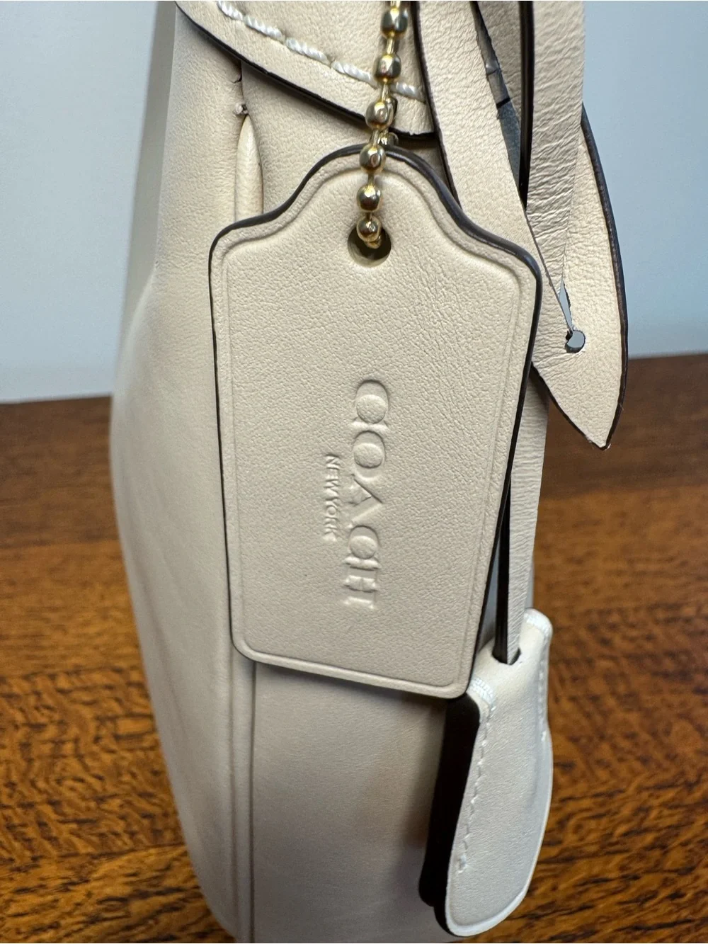 Coach Ella Shoulder Bag Hobo in Oat Smooth Leather EUC